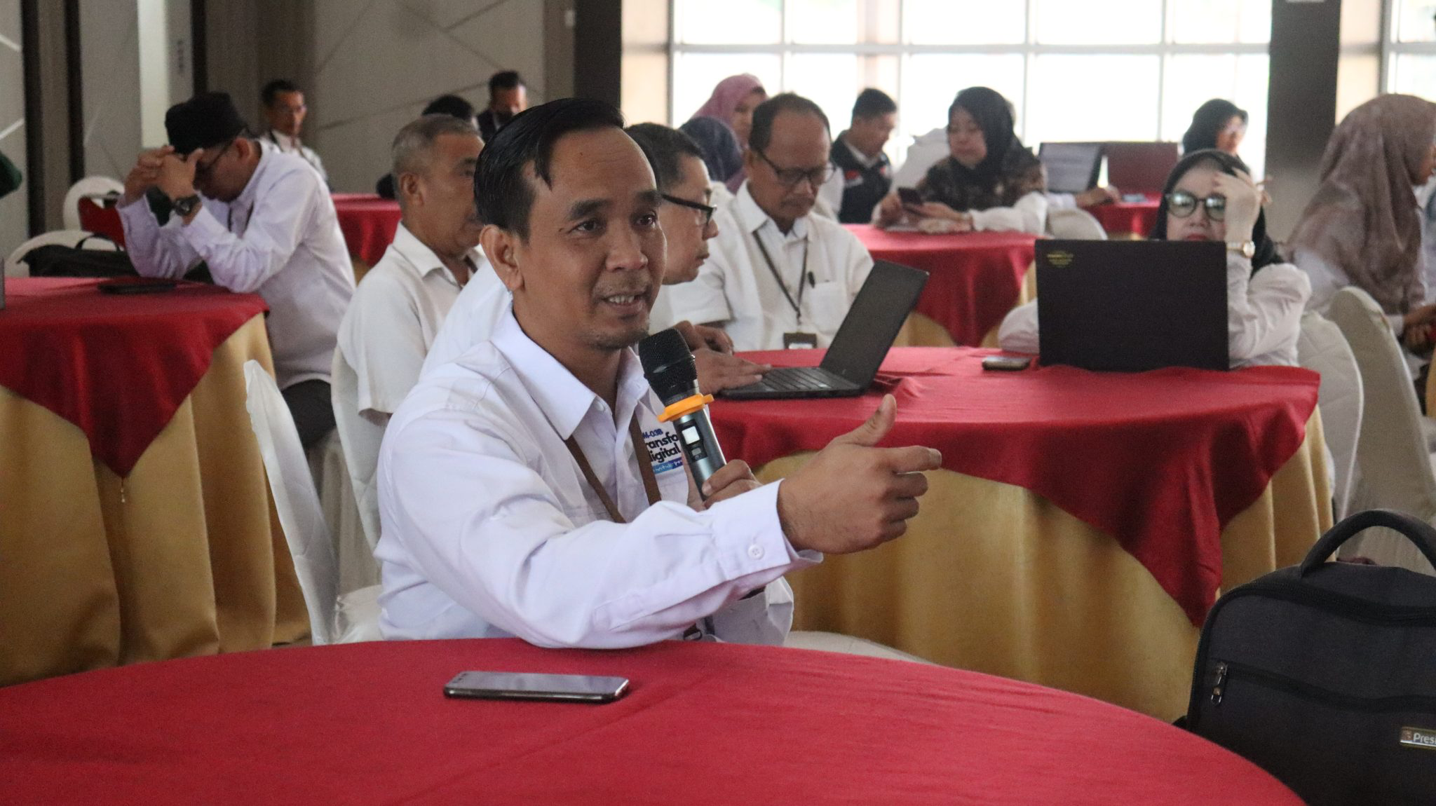 Foto Senin Berpijar